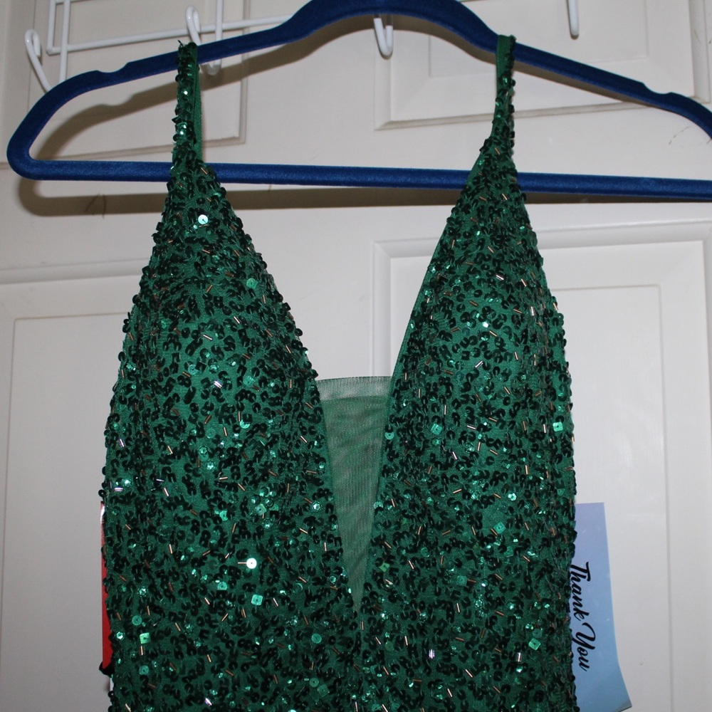 NEVER WORN PROM GIRL DESIGNER PROM DRESS - Picture 3 of 8